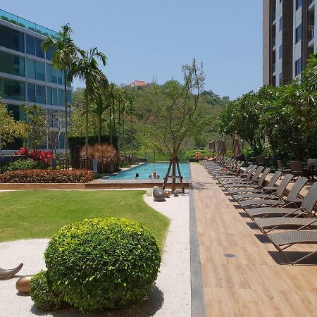 Unixx By Gl Lägenhet Pattaya Exteriör bild